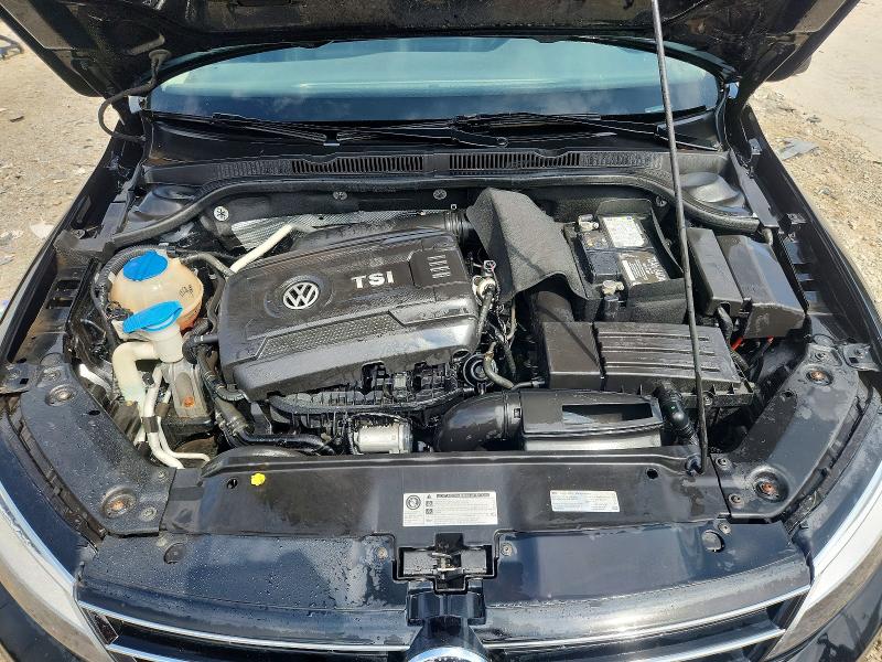 Photo 11 from auction – 2015 VOLKSWAGEN JETTA with VIN 3VWD17AJXFM357610