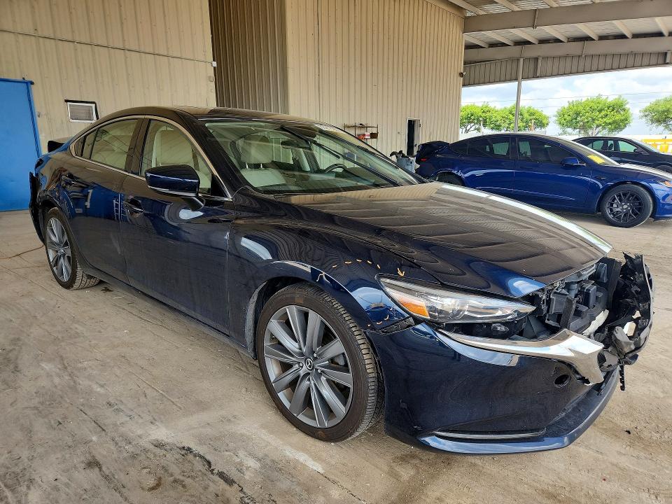 Photo 4 from auction – 2018 MAZDA 6 with VIN JM1GL1VM2J1303039