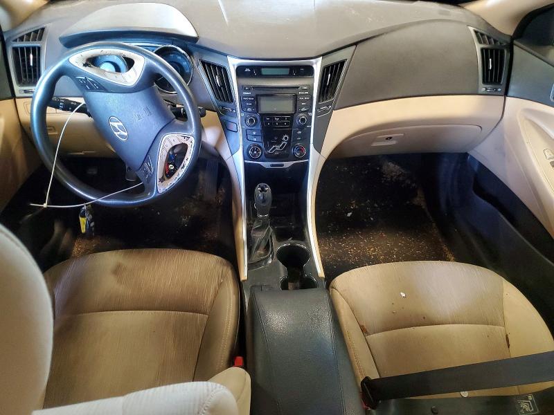 Photo 8 from auction – 2013 HYUNDAI SONATA with VIN 5NPEB4AC7DH701482