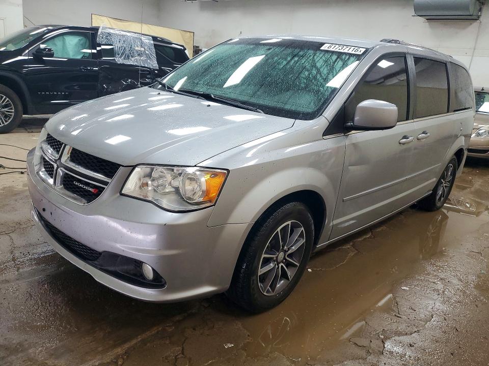 DODGE GRAND CARAVAN 2017 with VIN 2C4RDGCG2HR842742 - Photo from auction