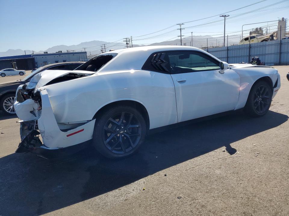Photo 3 from auction – 2021 DODGE CHALLENGER with VIN 2C3CDZAG3MH503383