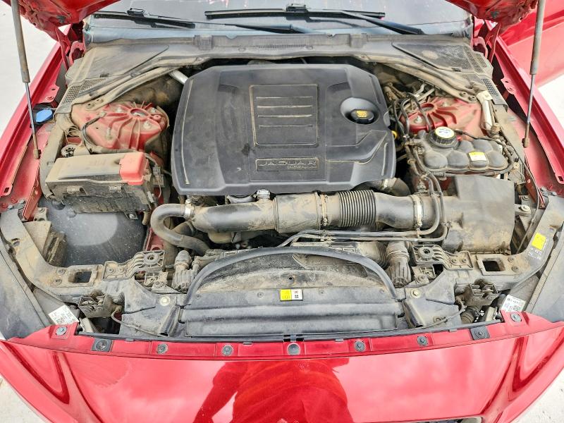 Photo 11 from auction – 2018 JAGUAR XE with VIN SAJAF4FX7JCP37728