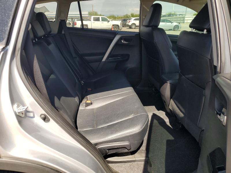 Photo 11 from auction – 2017 TOYOTA RAV4 with VIN 2T3YFREV8HW322600