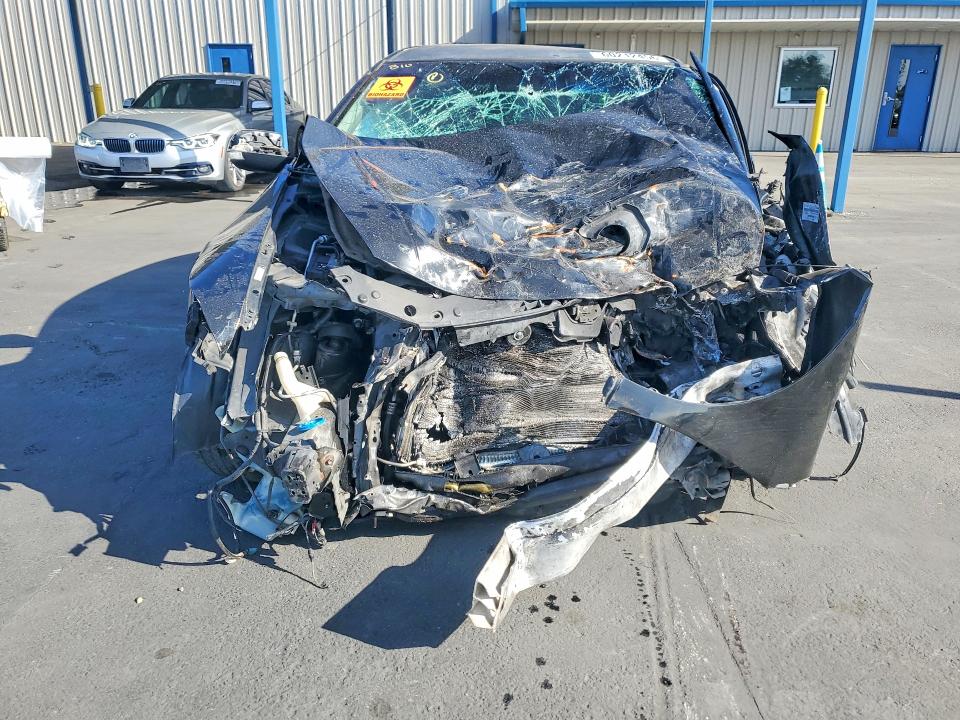 Photo 5 from auction – 2010 ACURA TSX with VIN JH4CU2F63AC030990