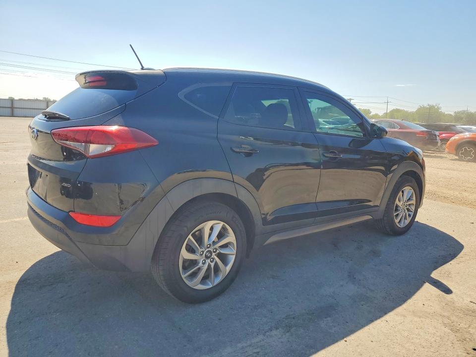 Photo 3 from auction – 2016 HYUNDAI TUCSON with VIN KM8J3CA45GU035632