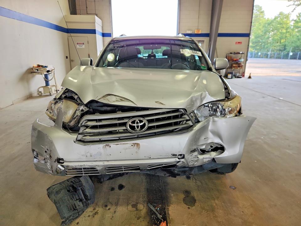 Photo 5 from auction – 2009 TOYOTA HIGHLANDER with VIN JTEDA41A192000888