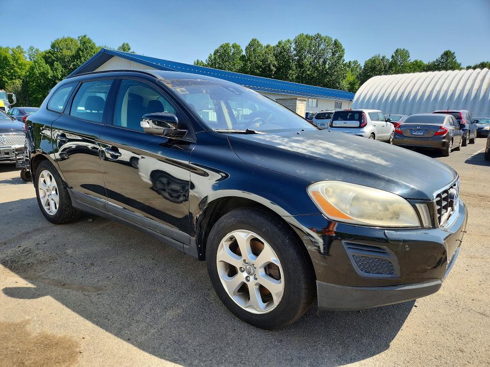 Photo 4 from auction – 2013 VOLVO XC60 with VIN YV4940DZ6D2452546
