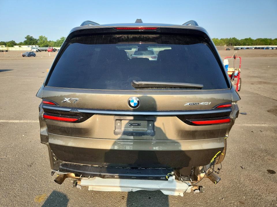 Photo 6 from auction – 2026 BMW X7 with VIN 5UX23EM02T9309054