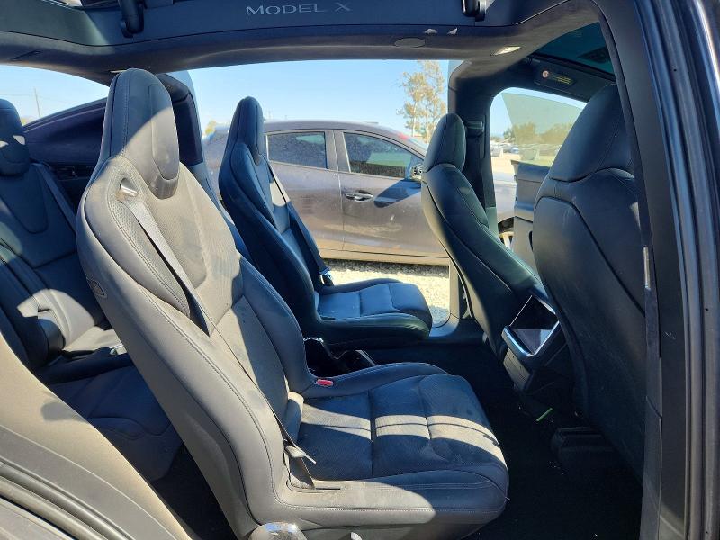 Photo 11 from auction – 2022 TESLA MODEL X with VIN 7SAXCBE52NF329168