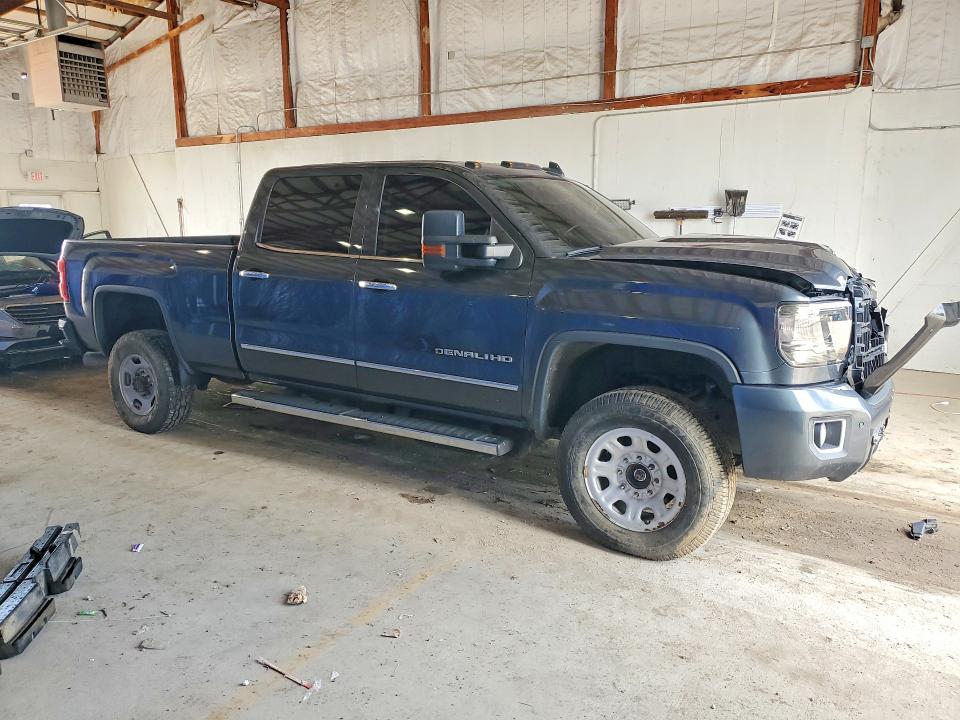 Photo 4 from auction – 2018 GMC SIERRA with VIN 1GT12UEY0JF112347