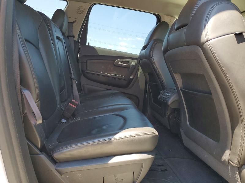 Photo 11 from auction – 2010 CHEVROLET TRAVERSE with VIN 1GNLVGED3AS121802