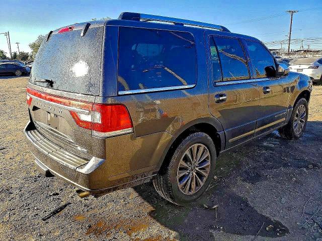 Photo 3 from auction – 2015 LINCOLN NAVIGATOR with VIN 5LMJJ2HT8FEJ01738