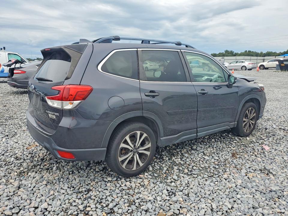 Photo 3 from auction – 2019 SUBARU FORESTER with VIN JF2SKAUCXKH559607