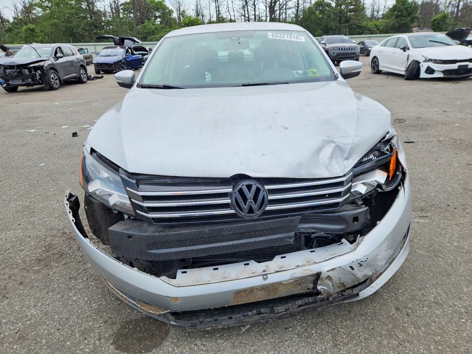 Photo 5 from auction – 2015 VOLKSWAGEN PASSAT with VIN 1VWAT7A33FC070917