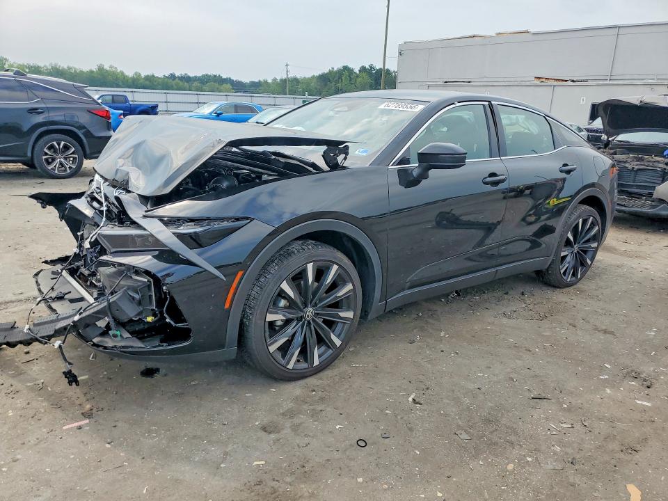 TOYOTA CROWN 2025 with VIN JTDAFAAF7S3011803 - Photo from auction