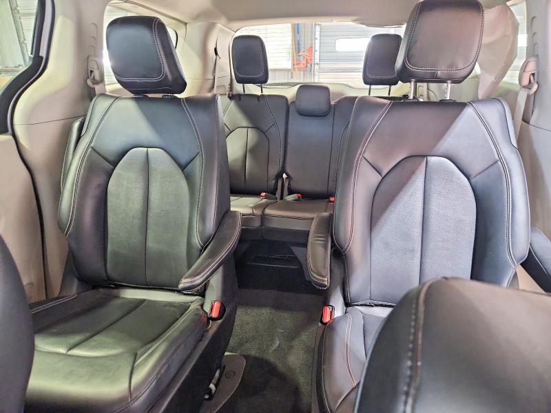 Photo 10 from auction – 2024 CHRYSLER PACIFICA with VIN 2C4RC1S78RR158149