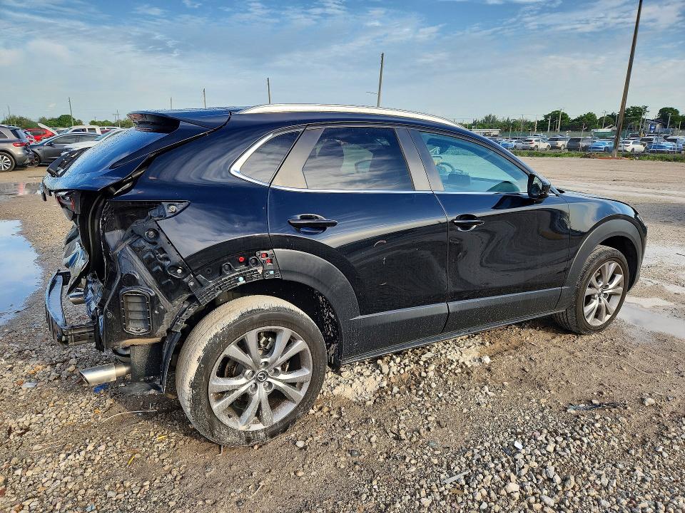 Photo 3 from auction – 2023 MAZDA CX-30 with VIN 3MVDMBBM9PM552118