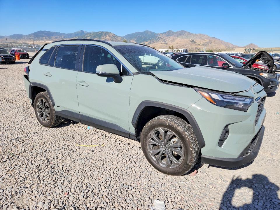 Photo 4 from auction – 2023 TOYOTA RAV4 with VIN 4T3B6RFV8PU113487