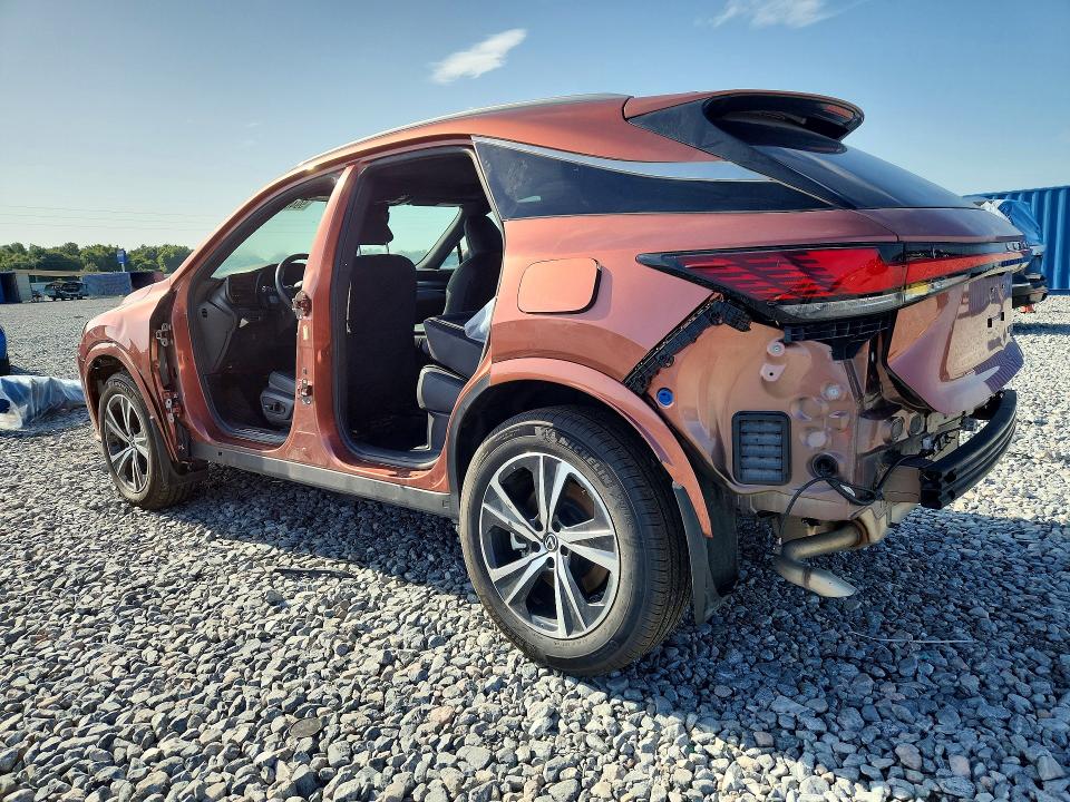 Photo 2 from auction – 2023 LEXUS RX 350 with VIN 2T2BAMCA8PC032899