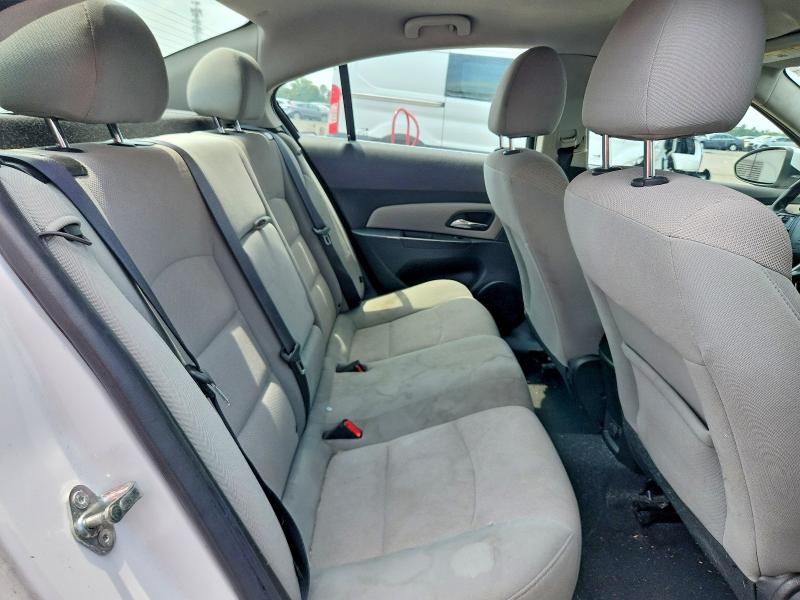 Photo 10 from auction – 2014 CHEVROLET CRUZE with VIN 1G1PC5SB5E7105688