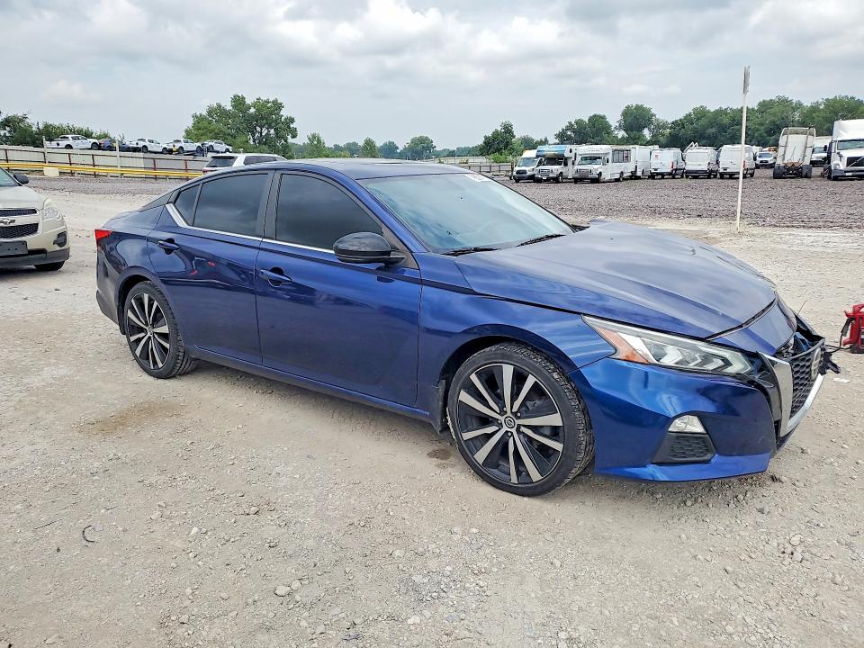 Photo 4 from auction – 2019 NISSAN ALTIMA with VIN 1N4BL4CV9KC220243