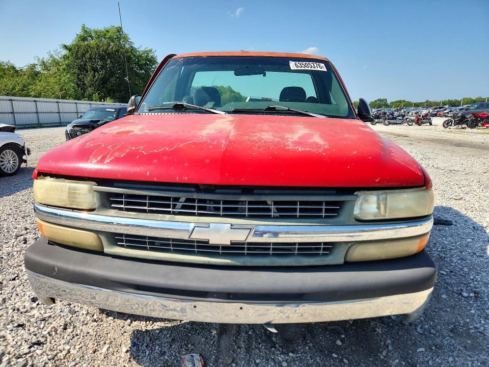 Photo 5 from auction – 2000 CHEVROLET SILVERADO with VIN 1GCEC14T8YZ212093
