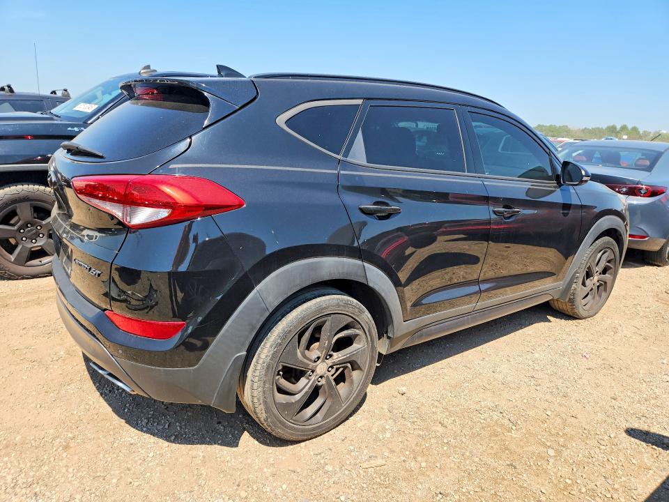 Photo 3 from auction – 2016 HYUNDAI TUCSON with VIN KM8J33A25GU068712