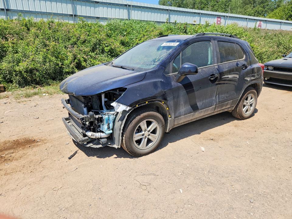 CHEVROLET TRAX 2022 with VIN KL7CJPSM1NB529839 - Photo from auction
