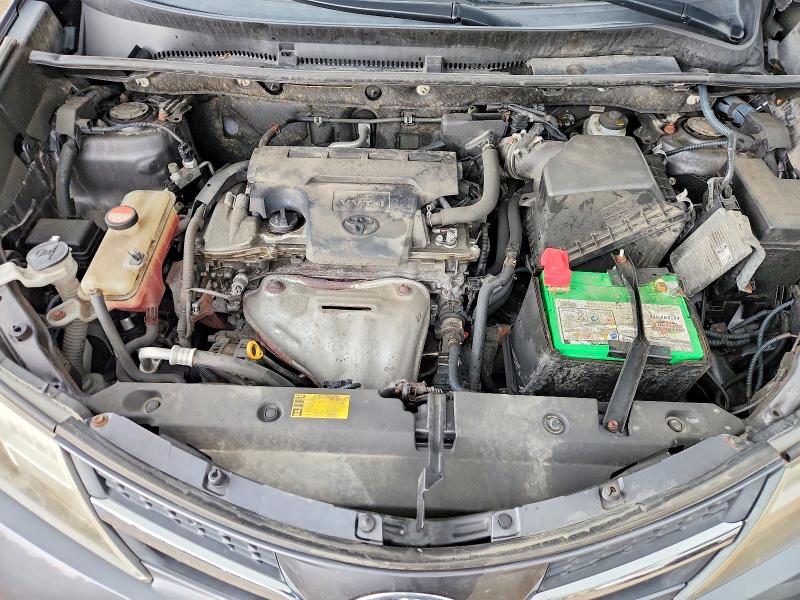 Photo 12 from auction – 2015 TOYOTA RAV4 with VIN JTMRFREV7FD135069