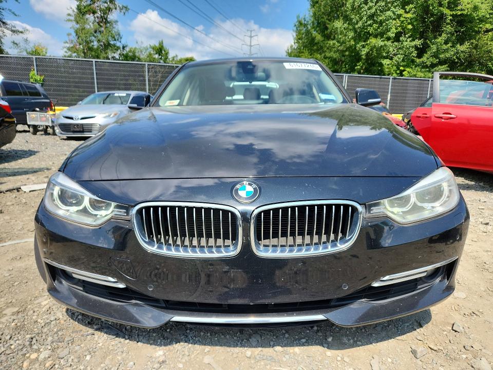 Photo 5 from auction – 2014 BMW 328 with VIN WBA3B3G53ENR81989
