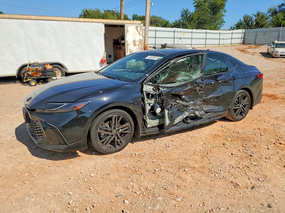 Photo 1 from auction – 2026 TOYOTA CAMRY with VIN 4T1DAACK7TU211951