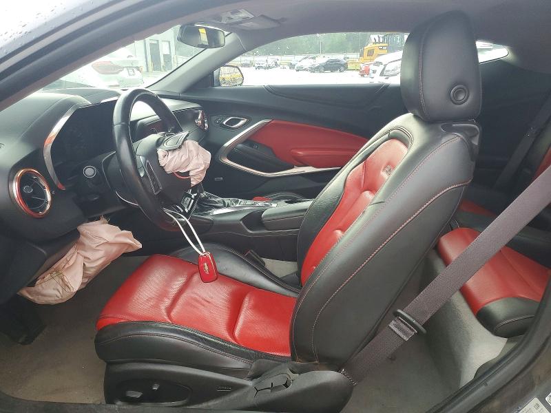 Photo 7 from auction – 2017 CHEVROLET CAMARO with VIN 1G1FB1RSXH0102375