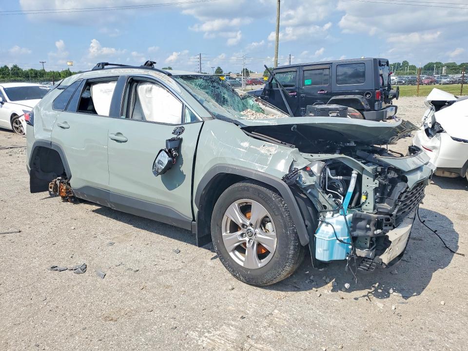 Photo 4 from auction – 2023 TOYOTA RAV4 with VIN 2T3P1RFVXPW340524