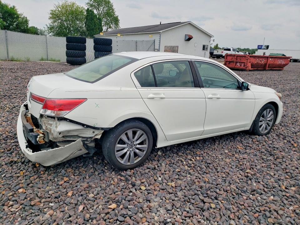 Photo 3 from auction – 2011 HONDA ACCORD with VIN 1HGCP2F89BA036558