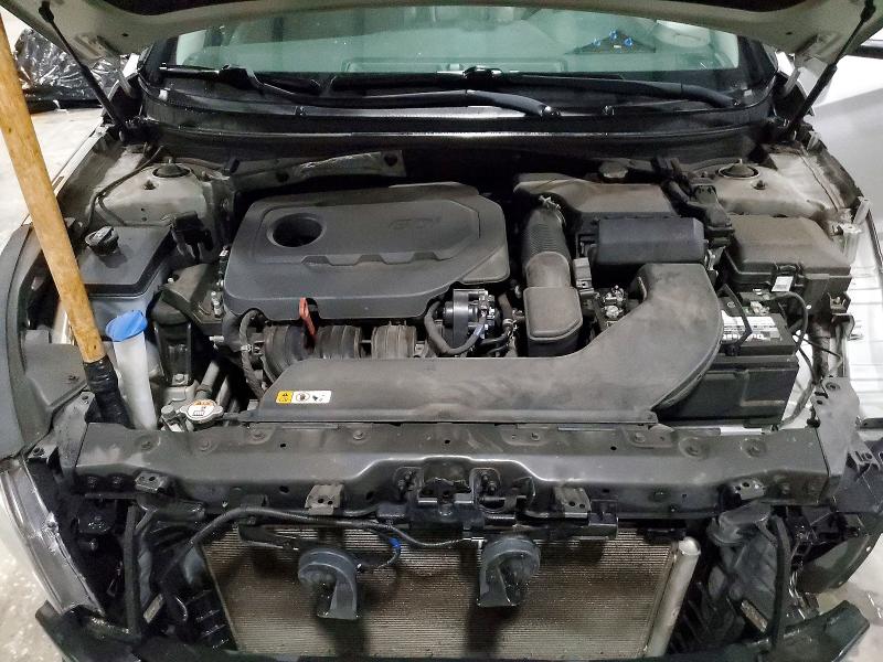 Photo 11 from auction – 2017 HYUNDAI SONATA with VIN 5NPE34AF6HH584023
