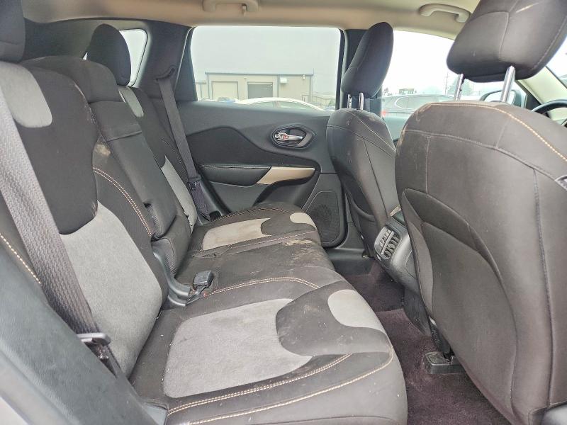 Photo 11 from auction – 2018 JEEP CHEROKEE with VIN 1C4PJMCB6JD515322