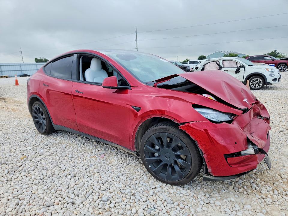 Photo 4 from auction – 2022 TESLA MODEL Y with VIN 7SAYGDEE2NF361350