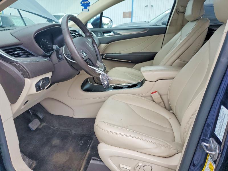Photo 7 from auction – 2017 LINCOLN MKC with VIN 5LMCJ1C91HUL62877