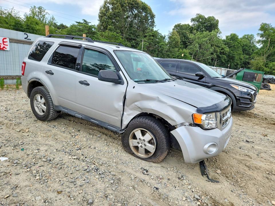 Photo 4 from auction – 2012 FORD ESCAPE with VIN 1FMCU9DG9CKA97829