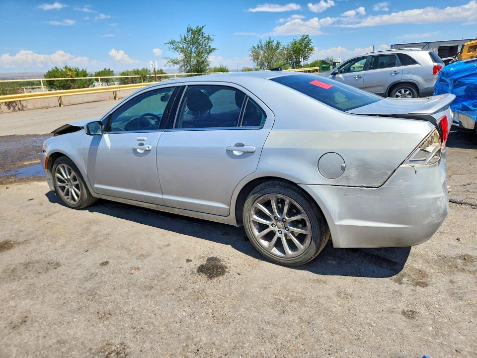 Zdjęcie 2 z aukcji – 2010 MERCURY MILAN z VIN 3MEHM0JA2AR623912