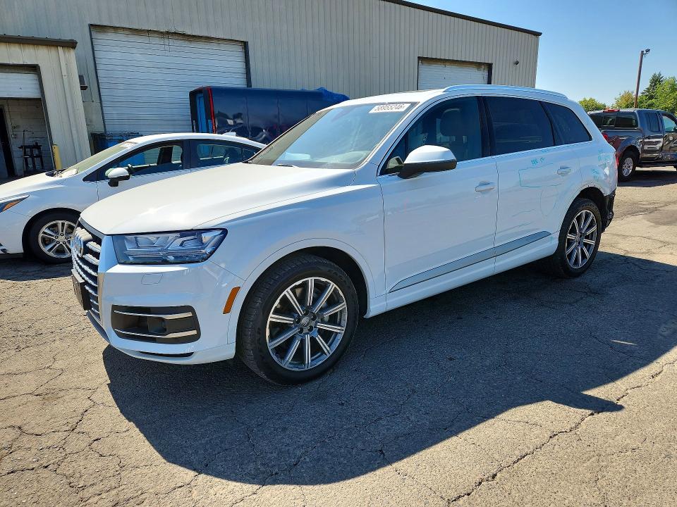 AUDI Q7 2018 with VIN WA1LAAF79JD031093 - Photo from auction