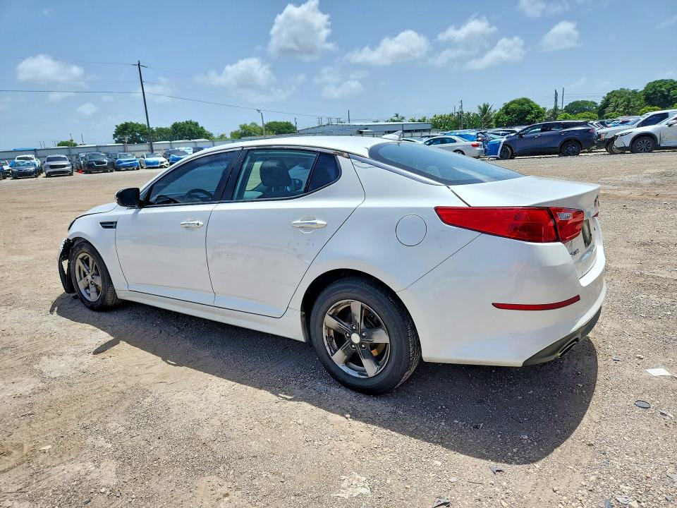 Снимка 2 от търг – 2015 KIA OPTIMA с VIN KNAGM4A74F5627153