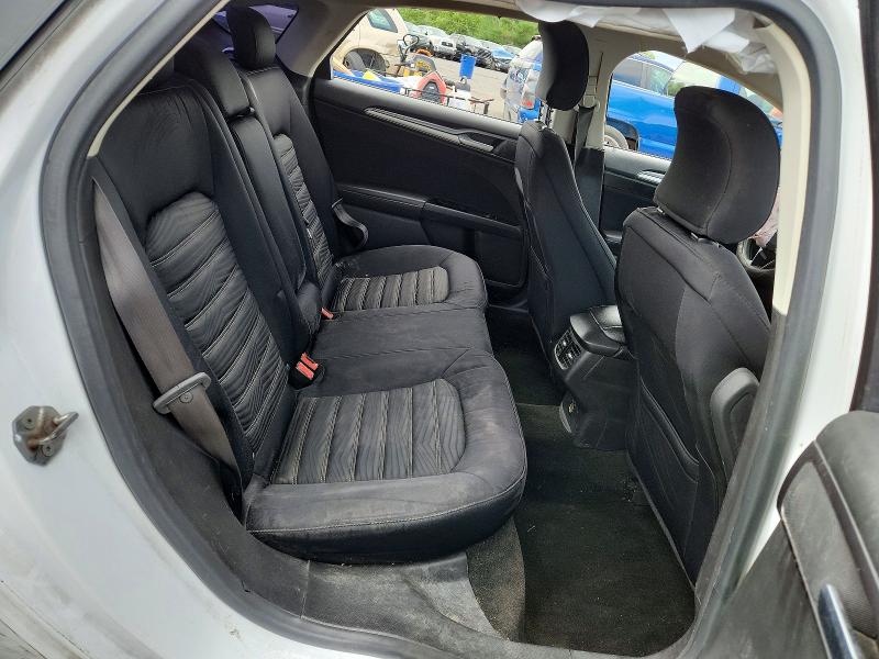 Photo 10 from auction – 2016 FORD FUSION with VIN 3FA6P0H70GR310110