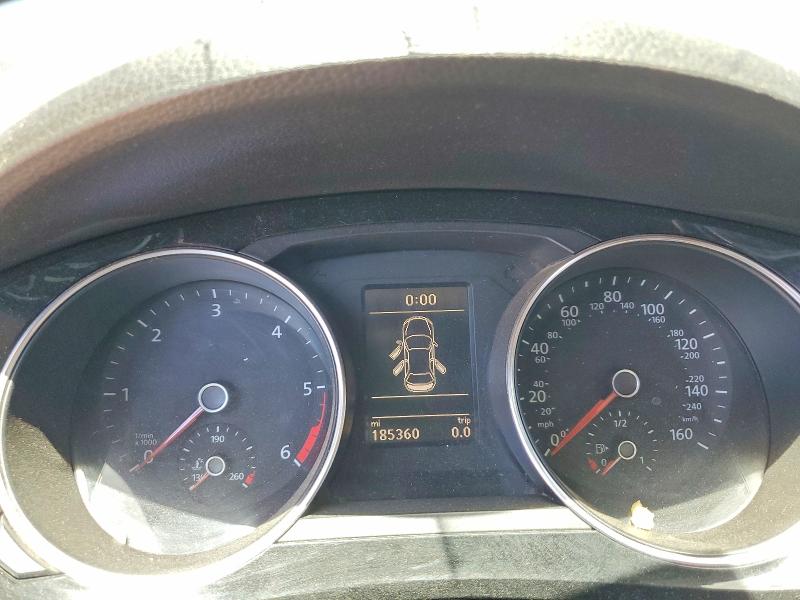 Photo 9 from auction – 2015 VOLKSWAGEN JETTA with VIN 3VW3A7AJ9FM414889