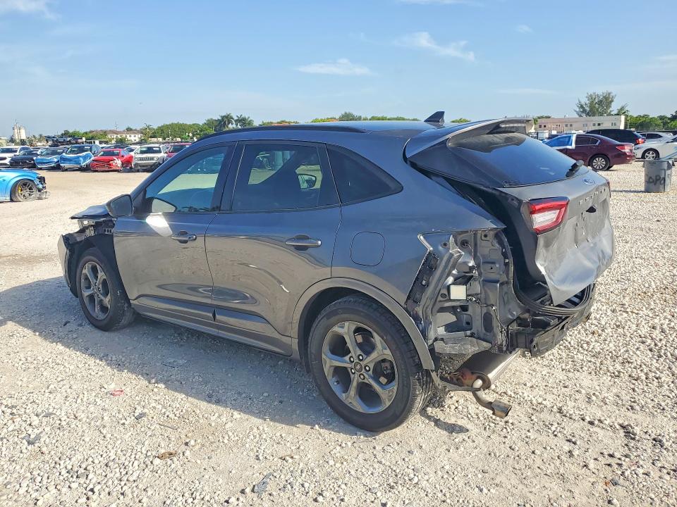 Photo 2 from auction – 2023 FORD ESCAPE with VIN 1FMCU0MN9PUA90772