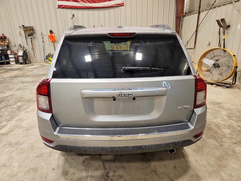 Photo 6 from auction – 2016 JEEP COMPASS with VIN 1C4NJCEA6GD749006