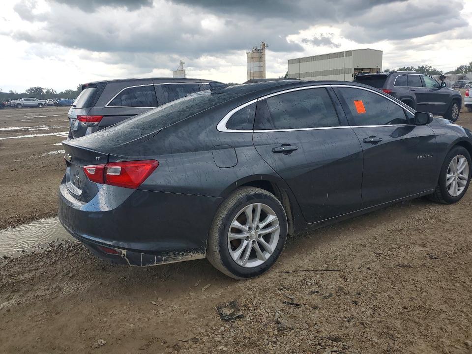 Photo 3 from auction – 2016 CHEVROLET MALIBU with VIN 1G1ZE5ST4GF213868