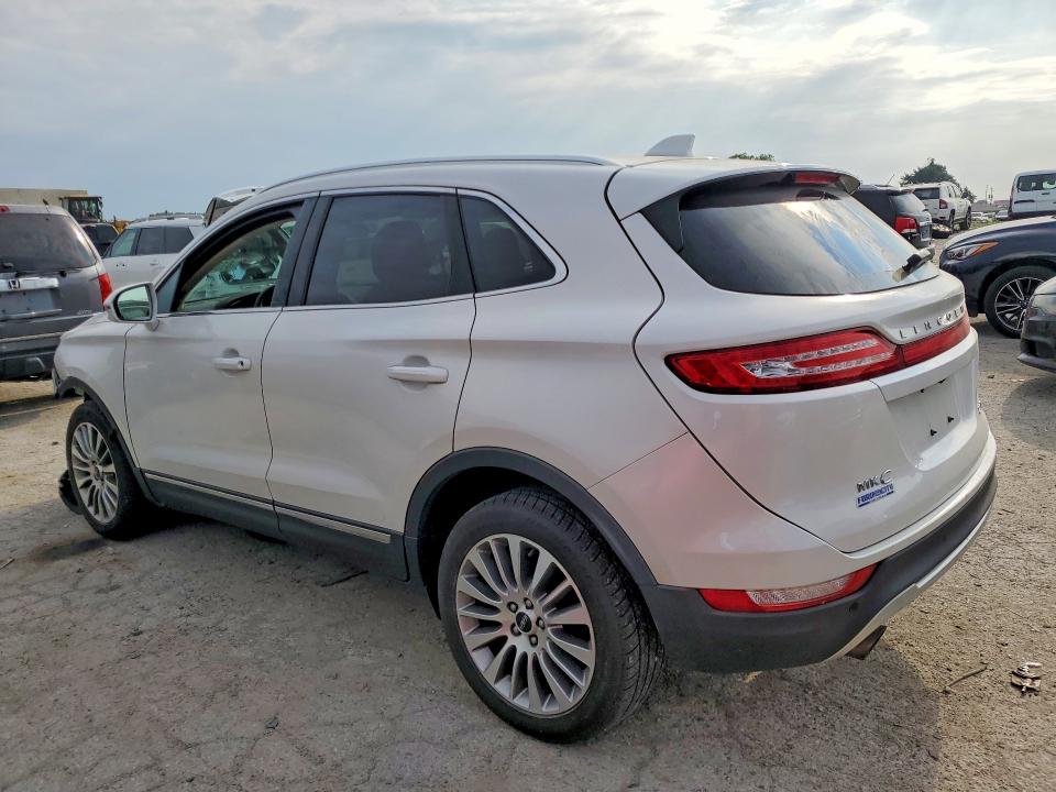 Zdjęcie 2 z aukcji – 2017 LINCOLN MKC z VIN 5LMCJ3D9XHUL11128
