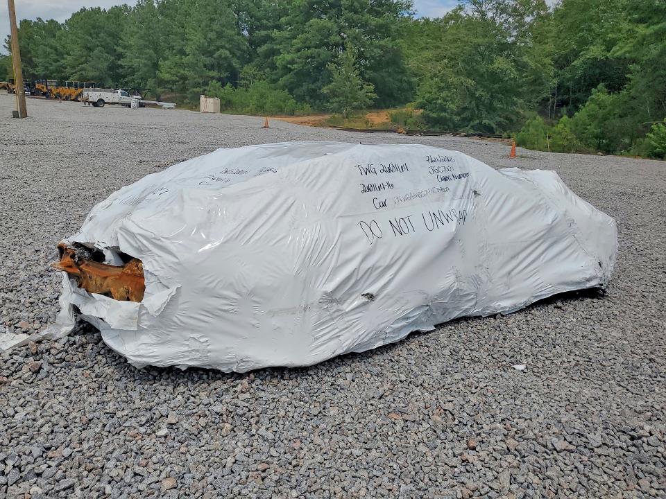 Photo 3 from auction – 2022 BMW M850XI with VIN WBAGV8C07NCJ59529