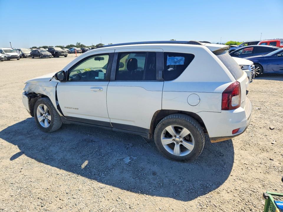 Photo 2 from auction – 2015 JEEP COMPASS with VIN 1C4NJDBB7FD206717